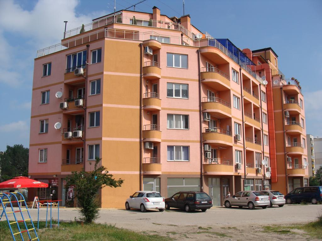 Apartments Georgos Sofia Exterior photo